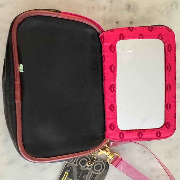 NWT LOOOQ NYC‎ Pouch Wristlet Gold Poodle Mirror Black Pink Trim Travel Case - Picture 4 of 6